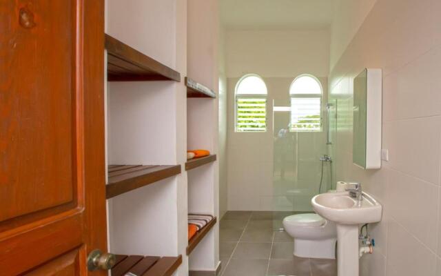 Playa Laguna 65 5 bedroom Villa