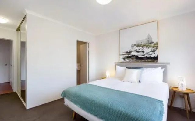 North Ryde Self Contained 2 Bed Apartment (37CULL)