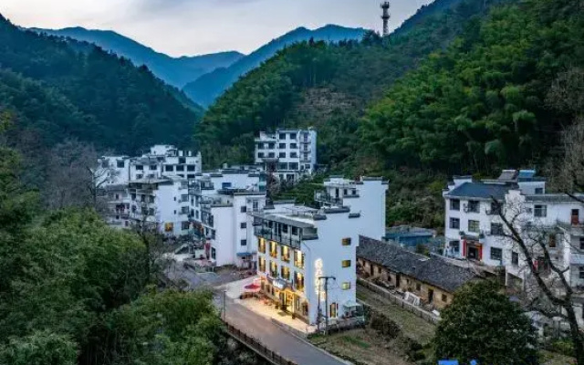 Huangshan Xishang Qixia Homestay (Huangshan Scenic Area)