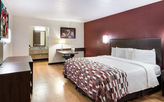 Red Roof Inn & Suites Commerce - Athens