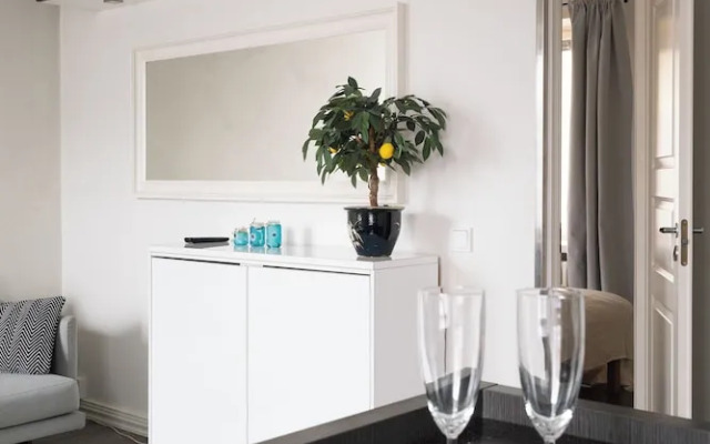 Renovated Top Floor Studio in Kallio