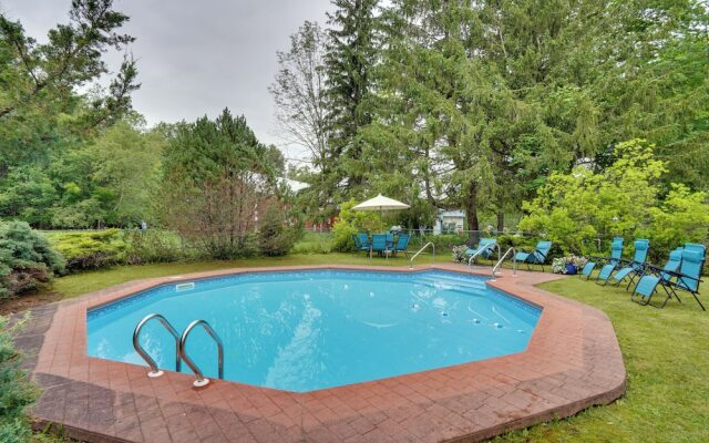 All Year-round Retreat Near Windham Mountain