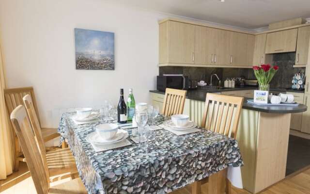 25 Burgh Island Causeway