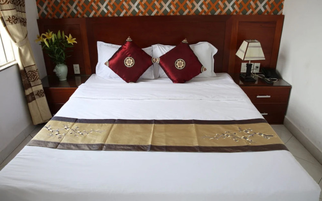 Pearl Service Apartment