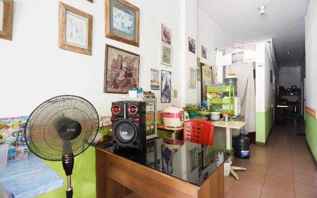 Spot On 91344 Wr House Syariah Batam