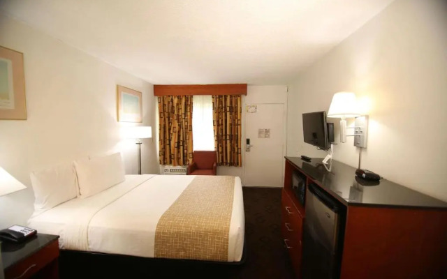 Travelodge Burbank-Glendale