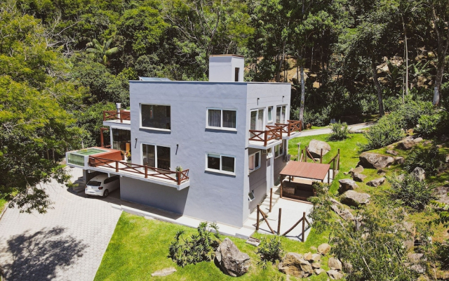 Casa de Campo de Alto Padrão