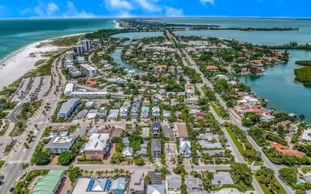 Endless Summer in Sarasota