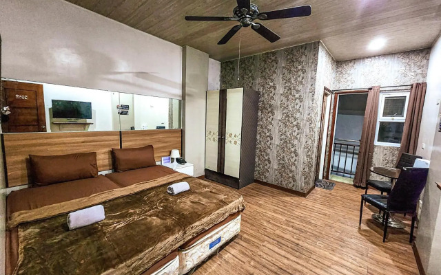 OYO 767 Hotel Urban - Khotel Kurban Hotel