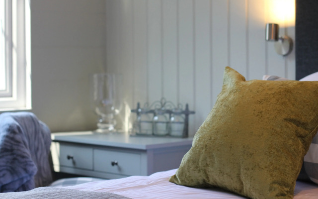 The Five Pilchards Inn