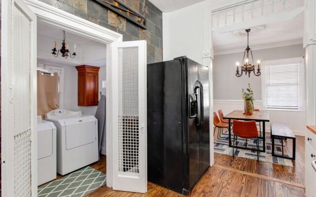 1202 Savannah - 4 Br Home