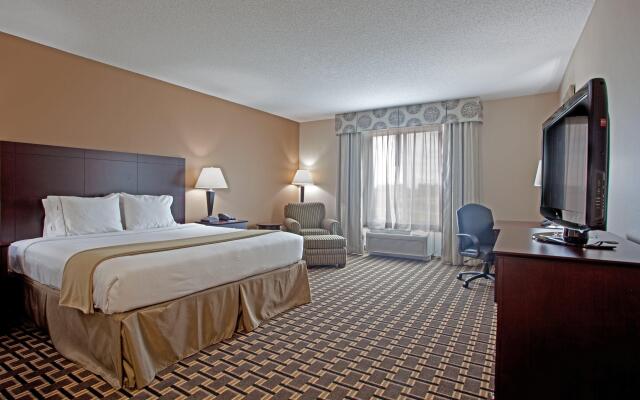 Holiday Inn Express Pembroke by IHG