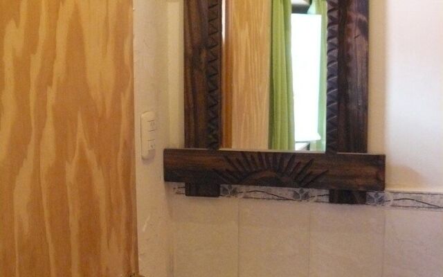 Hostal La Antigua - Hostel