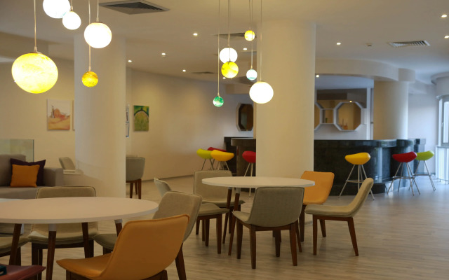Papouis Protaras Hotel