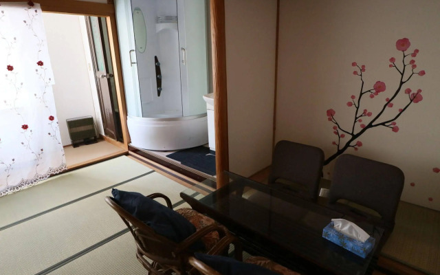 Ume House Guesthouse