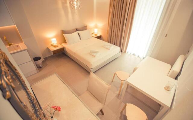 Io Suites