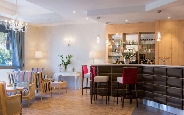 Hôtel Le Rive Droite & Spa