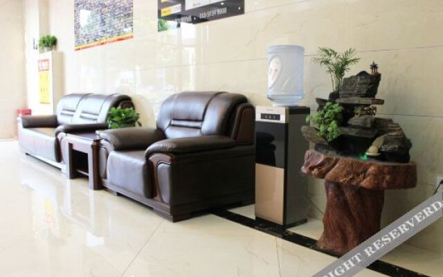 Super 8 Hotel (Hengshui Qianjin Street North Railway Station)