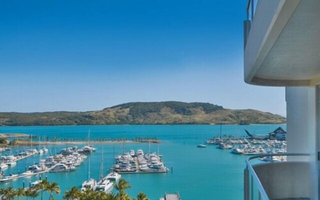Yacht Harbour Tower 5