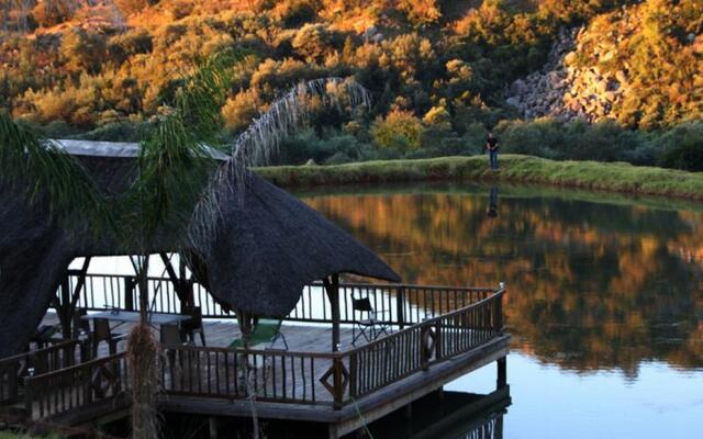 Emahlathini Guest Farm Guest House