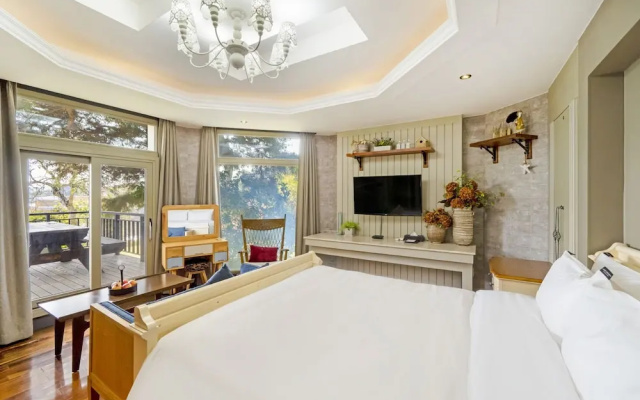 Goseong Hansan Marina Resort