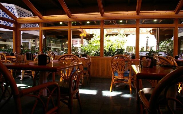 Sturbridge Host Hotel & Conference Center