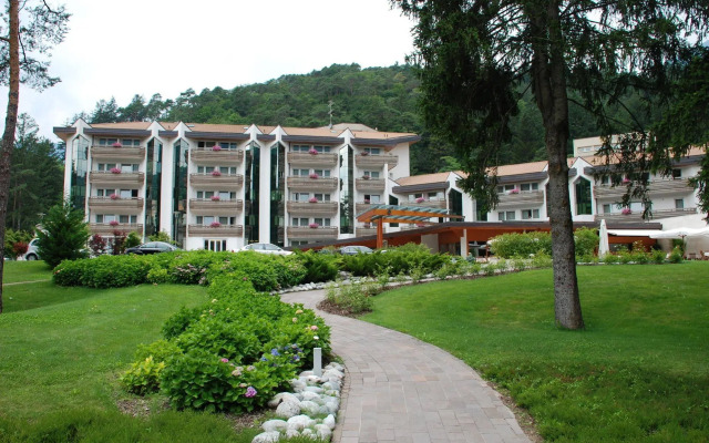 Grand Hotel Terme di Comano