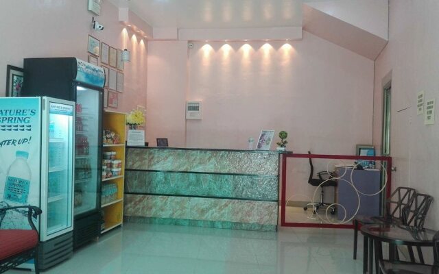 Meaco Royal Hotel - Tabaco