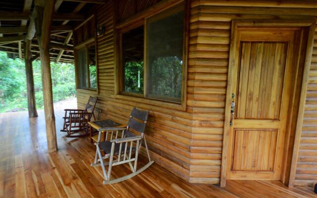 Macaw Lodge