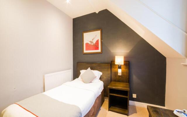 OYO Hotel Majestic