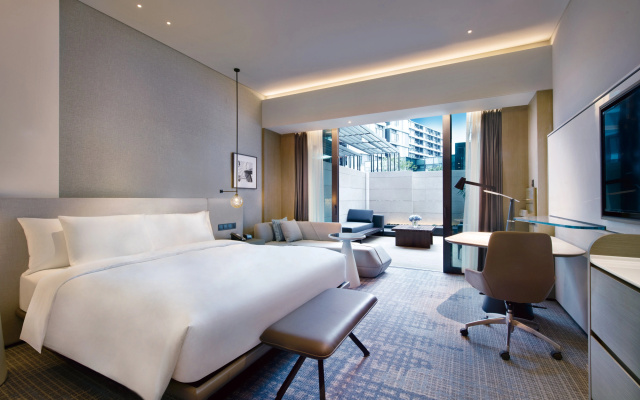 Crowne Plaza Shenzhen World Exhibition and Convention Center by IHG