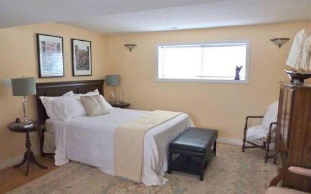 Antiques and Gardens