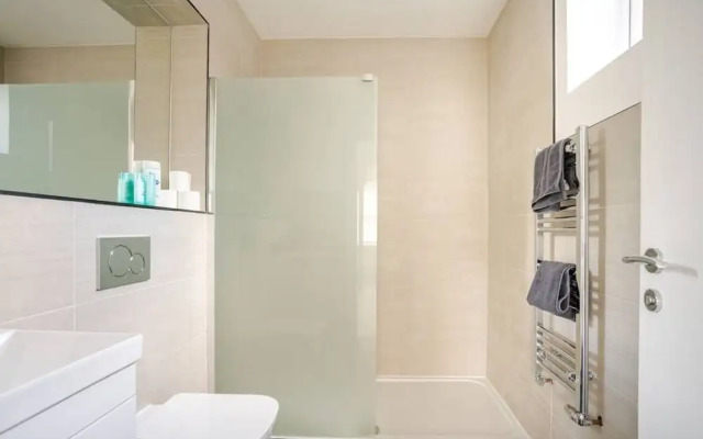 Brand New Luxury Self Contained Flat