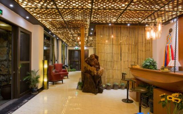 Lugu Lake Yunshang Holiday Hotel