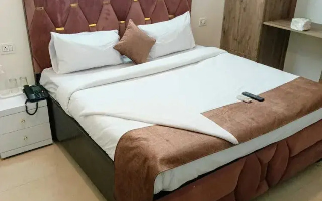 Soooper Hotel