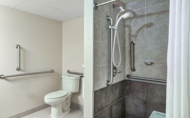SureStay Plus Hotel by Best Western Litchfield