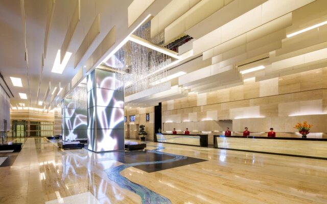 Nina Hotel Tsuen Wan West