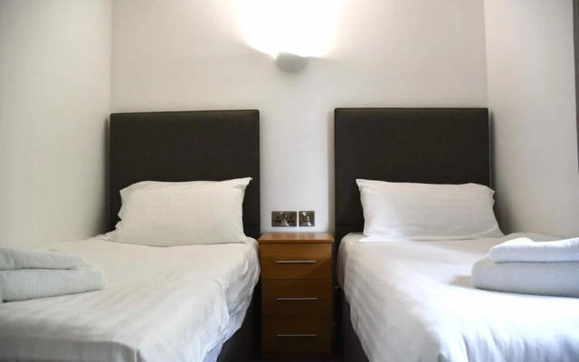 Apartment With Access to Pool, Spa & Soft Play