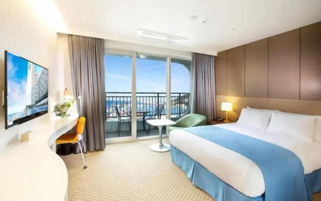 Hotel Whistlelark Jeju