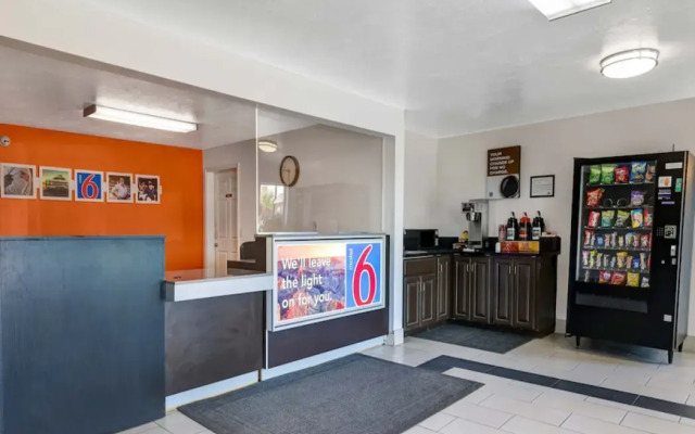 Motel 6 Beaver, UT