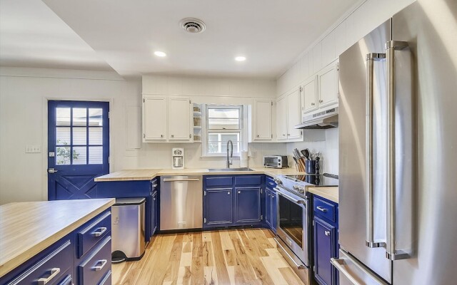 336 Hickman Street by Long & Foster