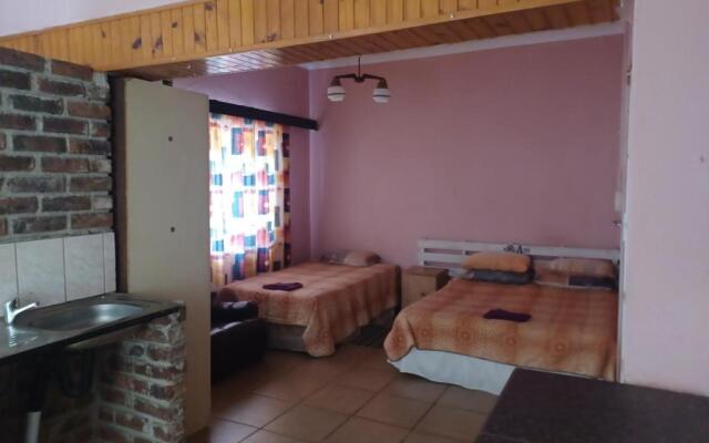 KHAYA LANGA Guest House & Contractors Accommodation