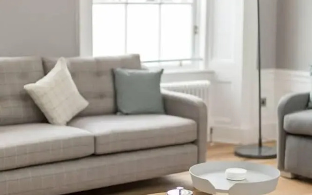Torphichen Street 5 Star Luxury Apartment
