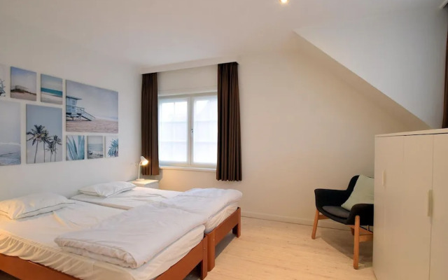 Stille Rust V Modern Villa in De Haan