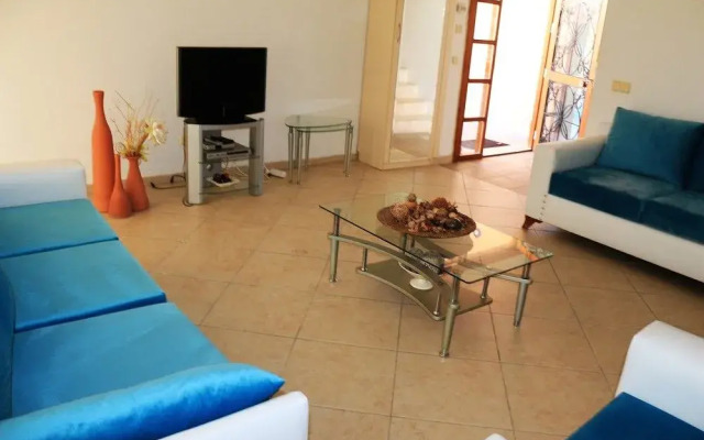 Çinar Villas
