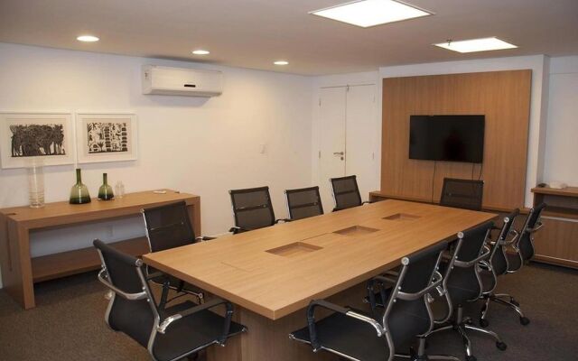 Beach Class Residence by SOLEMAR