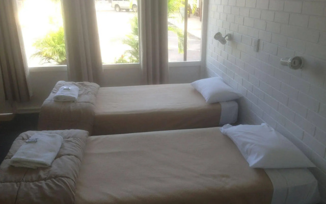 Hoey Moey Backpackers - Hostel