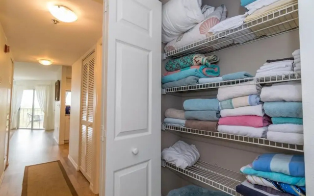 Cove at Sandy Pointe Unit 210