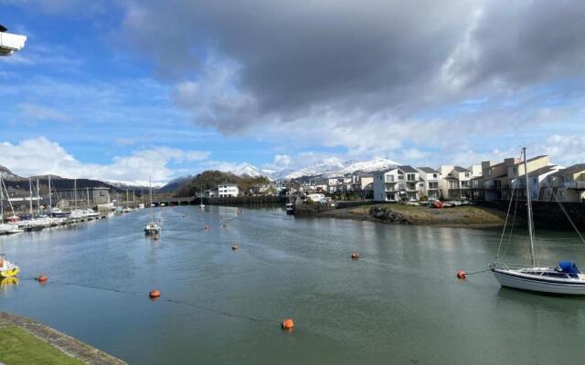 Portmadog, Oakley Wharf
