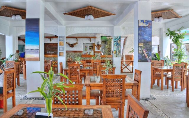 Angelyn's Dive Resort
